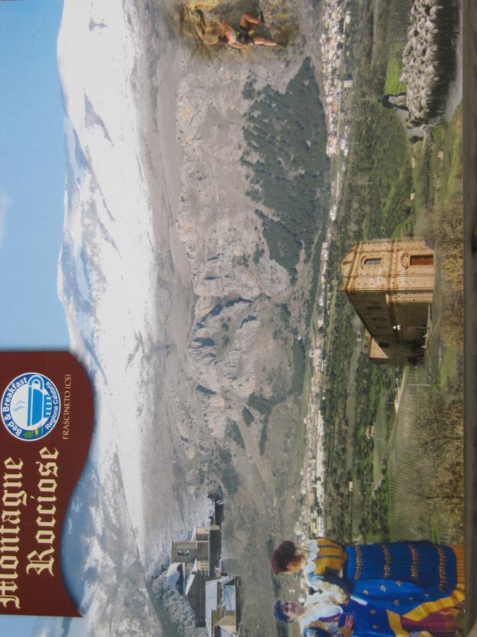 Montagne Rocciose Bed and Breakfast Frascineto Buitenkant foto